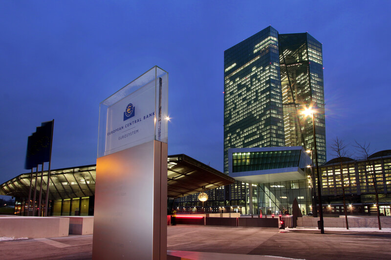 Den Europæiske Centralbank holder renten i bero